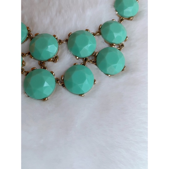 Forever 21 Teal statement necklace - Picture 3 of 4